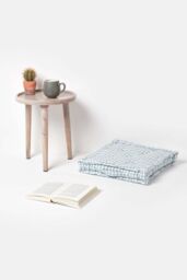 Homescapes Cotton Gingham Check Floor Cushion in Blue - Size: 40 cm x 40 cm - thumbnail 2