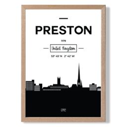 ARTZE Preston Black & White City Skyline Framed Print SIZE: A2 with Oak Frame - Size: A4