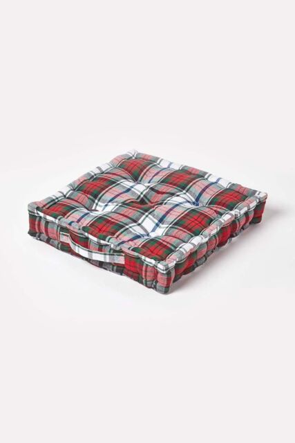 Homescapes Cotton Macduff Tartan Floor Cushion in Red - Size: 50 cm x 50 cm - image 1