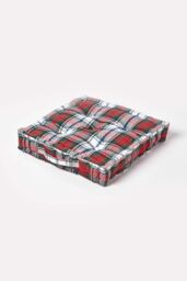 Homescapes Cotton Macduff Tartan Floor Cushion in Red - Size: 50 cm x 50 cm - thumbnail 1
