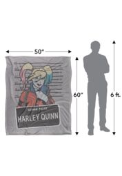 DC Comics Batman The Harley Quinn Mugshot Blanket 152 x 127 cm in White - thumbnail 5