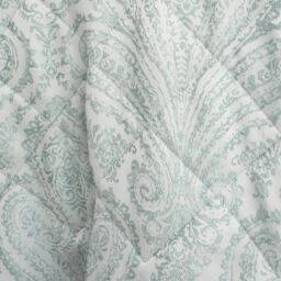 Portfolio Home Montpellier Paisley Jacquard Quilted Throw Blanket 200 x 230cm in Green - Size: 200 cm x 230 cm - thumbnail 2