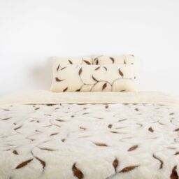 Native Natural Merino Wool Quilt - Leaf in Natural - Size: 200 cm x 200 cm - thumbnail 2