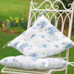 Set of 2 Vintage Style Floral Indoor Outdoor Chair Seat Pad Garden Cushions (L)40cm x (W)40cm - thumbnail 1
