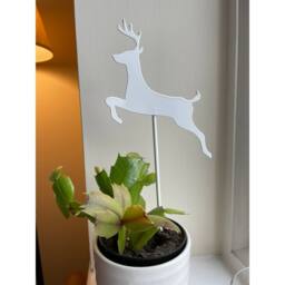 Poppyforge Leaping Deer Pot Stake (Pack of 3) - Bare Metal/Ready to Rust - H25 cm in White - thumbnail 2
