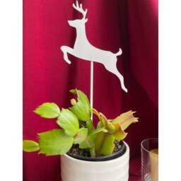 Poppyforge Leaping Deer Pot Stake (Pack of 3) - Bare Metal/Ready to Rust - H25 cm in White