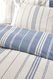 Catherine Lansfield 'Harbour Stripe' Reversible Duvet Cover Set in Blue - Size: Double - thumbnail 4