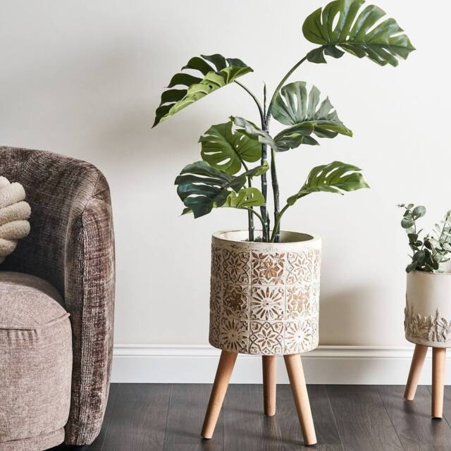 Wyld and Coco Off White Distressed MgO Plant Pot Beechwood Legs Indoor/Outdoor - image 1