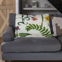Benjamin Tate Design Flowers & Insects Blanket in Natural - Size: 120 cm x 150 cm - thumbnail 2