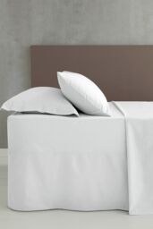 Catherine Lansfield 'Easy Iron Percale' Fitted Valance Sheet in White - Size: King