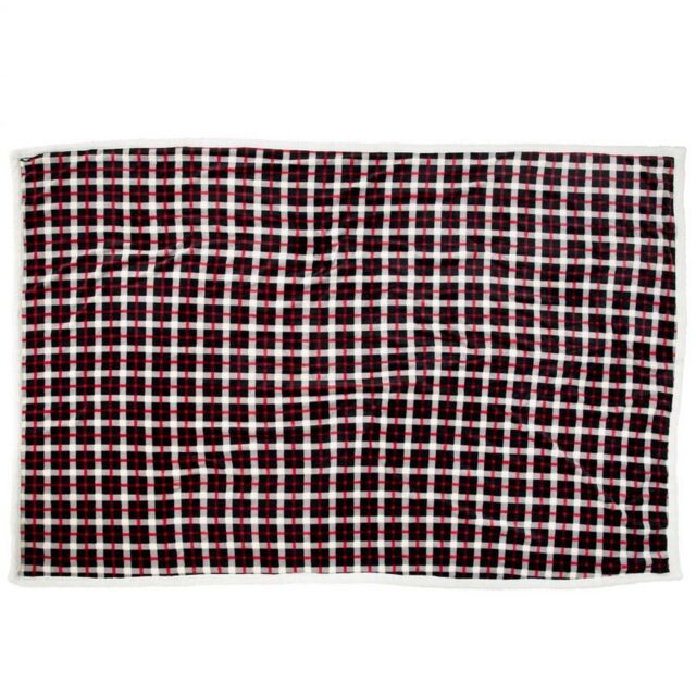 Trespass Vallon Sherpa Blanket in Red - image 1