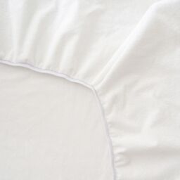 The Tiny Bed Company Waterproof Fitted Mattress Protector to fit Maxi-Cosi Iora - 80 x 50cm in White - Size: Crib - thumbnail 4