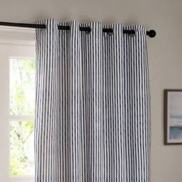 Yard Hebden 100% Cotton Blackout Eyelet Curtain Pair in Navy - Size: 168 cm width x 229 cm drop - thumbnail 4