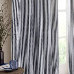 Yard Hebden 100% Cotton Blackout Eyelet Curtain Pair in Navy - Size: 168 cm width x 229 cm drop - thumbnail 3