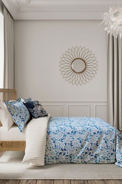 V & A 'Ornamental Bloom' Cotton Duvet Cover Set in Indigo - Size: Super King - image 1