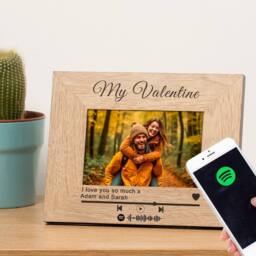 Uniqueful Personalised Special Song Wood Picture Frame 6x4 Friend Gift in Brown - thumbnail 4