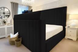 PARADISE BEDS LTD Royal View Velvet Upholstered Smart TV Bed Set - Plush Velvet in Black - Size: King - thumbnail 1