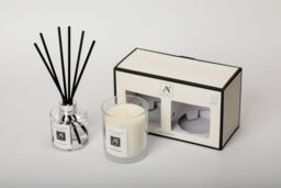 Aroma Naturals Minimalist Luxe Candle & Reed Diffuser Gift Set Sensationnelle Scent in White - Size: Medium - thumbnail 2