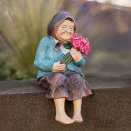Marco Paul Solar Light Sitting Grandparent Garden Ornaments - thumbnail 2