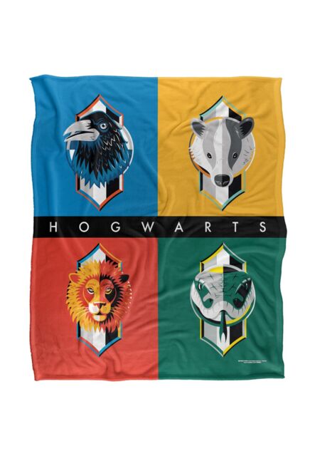 Warner Brothers Harry Potter House Squares Blanket 152 x 127 cm in White - image 1