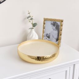Melody Maison Large Round Hammered Gold 8 Wick Scented Candle - 27cm - thumbnail 2