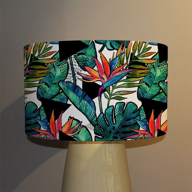 Benjamin Tate Design tropical leaves & flowers with contour ceiling lamp shade in Natural