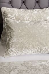 Catherine Lansfield Crushed Velvet Duvet Cover Set - Soft, Durable & Luxury Finish in Natural - Size: Super King - thumbnail 2
