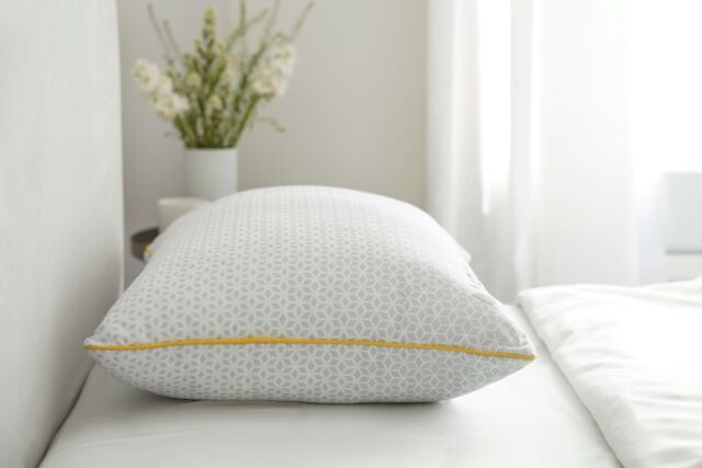 Brightr Sleep Stella Hybrid Best Cooling Neck & Side Sleeper Pillow in Off-White - image 1