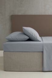 Catherine Lansfield 'Easy Iron Percale' Standard Pillowcase Pair in Grey - Size: Standard Pillow Case - thumbnail 2