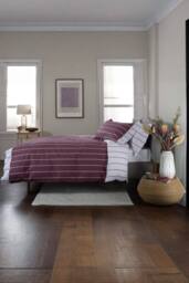 The Lyndon Company Next Level 100% Duvet Cover Set with Cuff Detailing in Burgundy - Size: Double - thumbnail 2