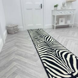 runrug Zebra Print Long Hallway Carpet Runner in White - Size: 70 cm x 360 cm - thumbnail 3