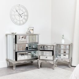 Melody Maison Silver Mirrored Chest Of Drawers & Pair Of 3 Drawer Bedside Tables - Tiffany Range - thumbnail 6
