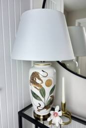 Downton Interiors Leopard Green Gold Ceramic Table Lamp with Plain Shade in White - Size: Large - thumbnail 1