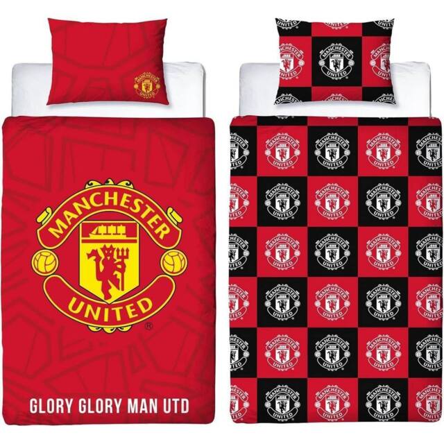 Manchester United FC Crest Reversible Duvet Set in Red - Size: Single - image 1