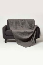 Homescapes Diamond Quilted Velvet Throw in Grey - Size: 150 cm x 200 cm