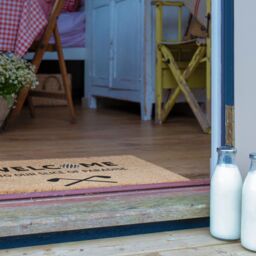 Artsy Mats Welcome To Our Slice of Paradise Doormat (60 x 40cm) in Brown - Size: 40 cm x 60 cm - thumbnail 4
