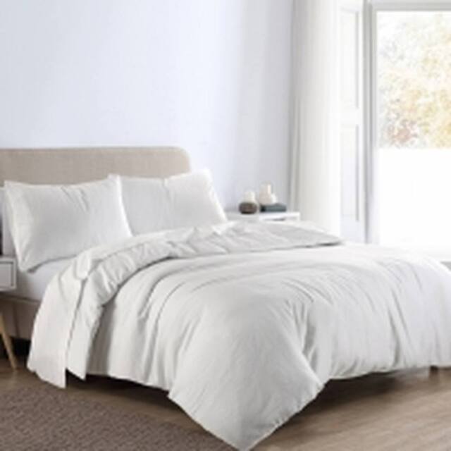 Homes-Linen Flannelette Plain Reversible Duvet Cover Set with Pillowcases in White - Size: King - image 1