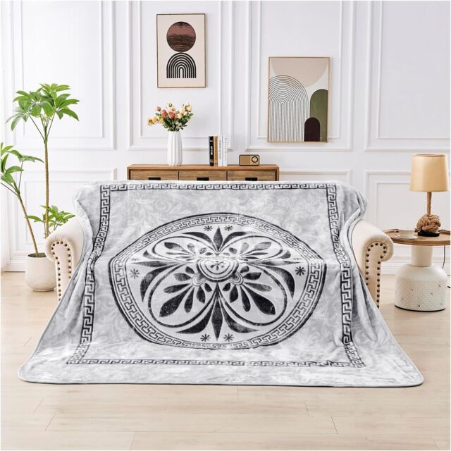 GAVENO CAVAILIA Niko Greek Throw in Grey - Size: 200 cm x 240 cm