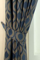 Homescapes Modern Wave Jacquard Curtain Tie Back Pair in Blue - thumbnail 2