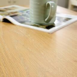 Home Source Melbourne Solid Wooden 2 Drawer Coffee Table Metal Handles Oak Top in White - thumbnail 7