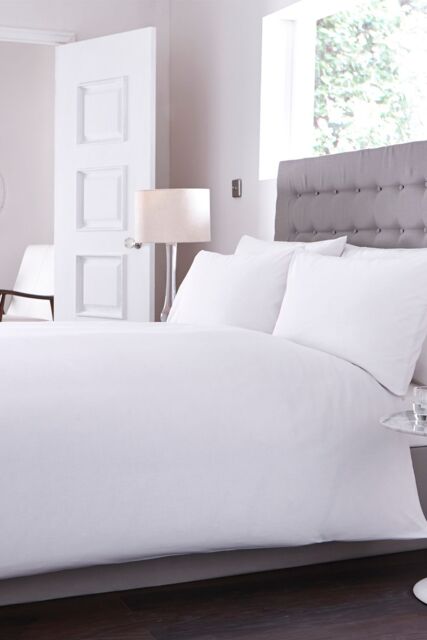 Martex Sestina Luxury Duvet Cover in White - Size: Double - image 1