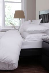 Martex Sestina Luxury Duvet Cover in White - Size: Double - thumbnail 2