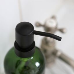 Harbour Housewares 2pc Glass Soap Dispenser Set with Ceramic Tray & Labels in Black - thumbnail 6