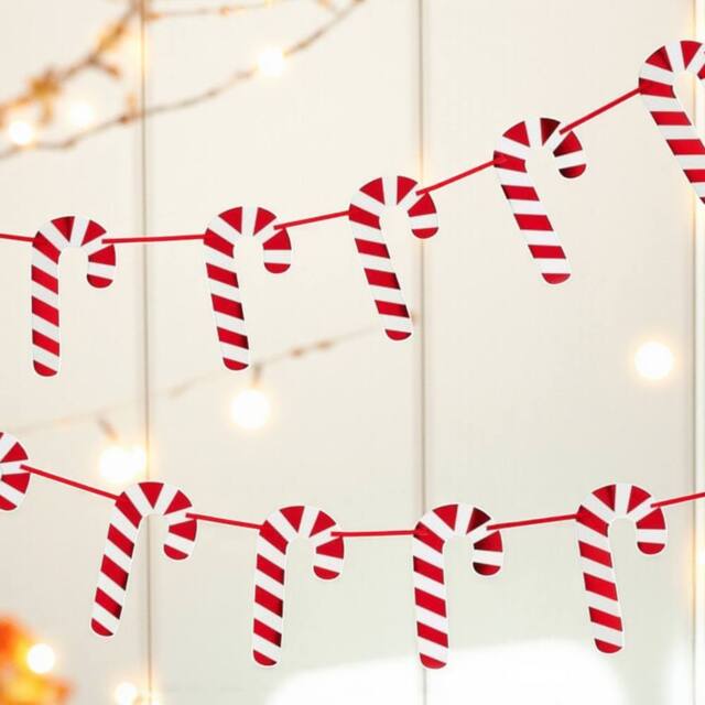 Garden Greatness Hanging Candy Cane Sweet Bunting in Red - Size: 1 Pack - image 1