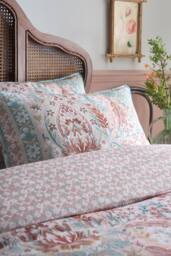Appletree 'Floral Damask' 100% Cotton Duvet Cover Set - Size: Double - thumbnail 2
