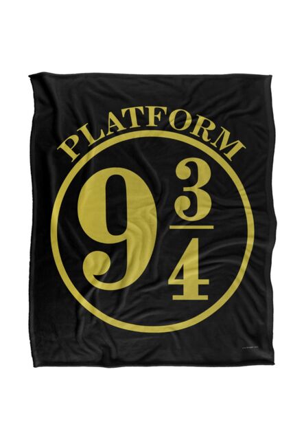 Warner Brothers Harry Potter 9 3 4 Blanket 152 x 127 cm in White - image 1