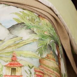 Voyage Maison Eden Ruins Printed 100% Cotton Duvet Cover Set in Green - Size: Super King - thumbnail 4