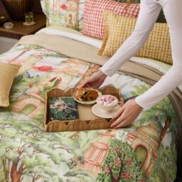 Voyage Maison Eden Ruins Printed 100% Cotton Duvet Cover Set in Green - Size: Super King - thumbnail 5