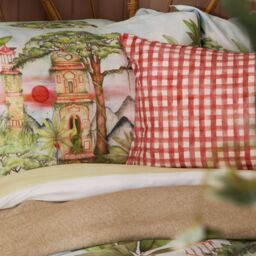 Voyage Maison Eden Ruins Printed 100% Cotton Duvet Cover Set in Green - Size: Super King - thumbnail 7