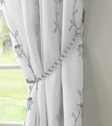 Luxury Living Elegant Luxury Beaded Curtain Tieback Pair - Handcrafted Decorative Holdbacks for Drapes & Curtains in Silver - thumbnail 5